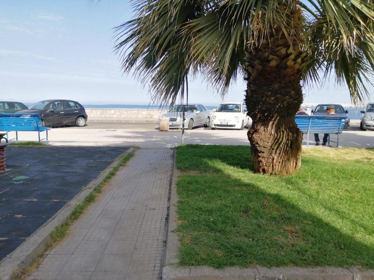 Marvin'S Home Giardini Naxos Eksteriør billede