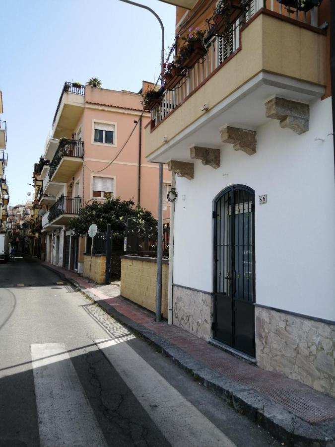 Marvin'S Home Giardini Naxos Eksteriør billede